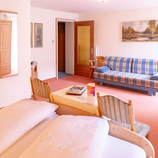 Familienzimmer mit Balkon