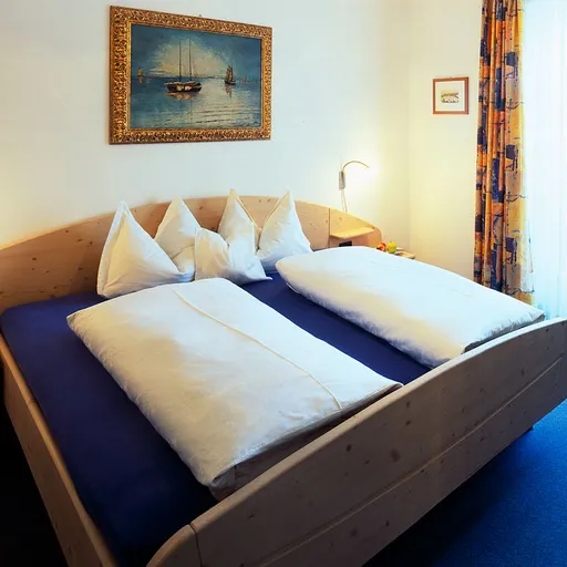 Doppelzimmer mit Balkon