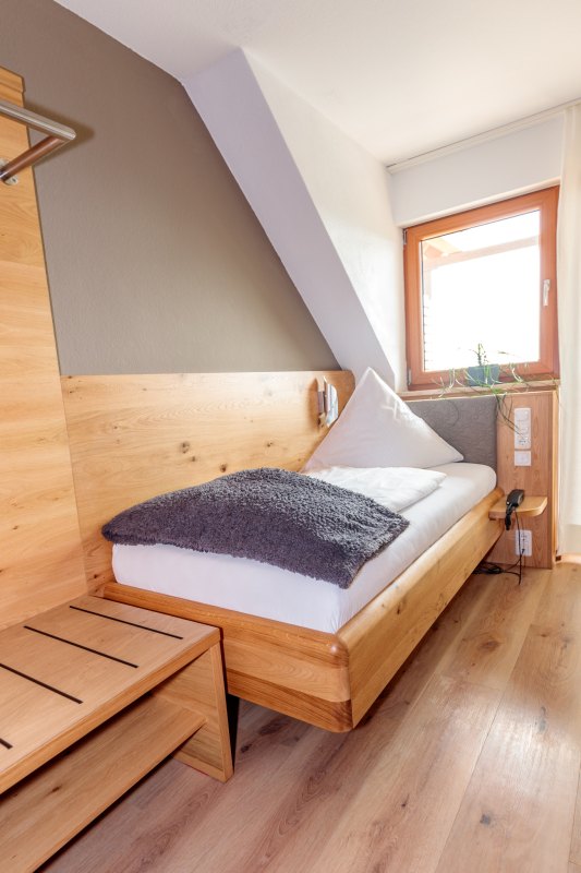 Einzelzimmer mit Balkon