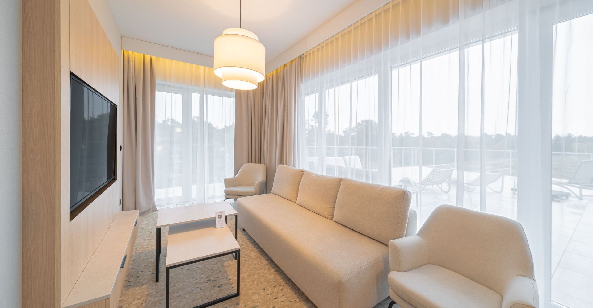Premium Suite