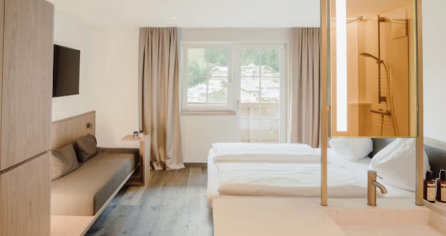 SUPERIOR DOPPELZIMMER