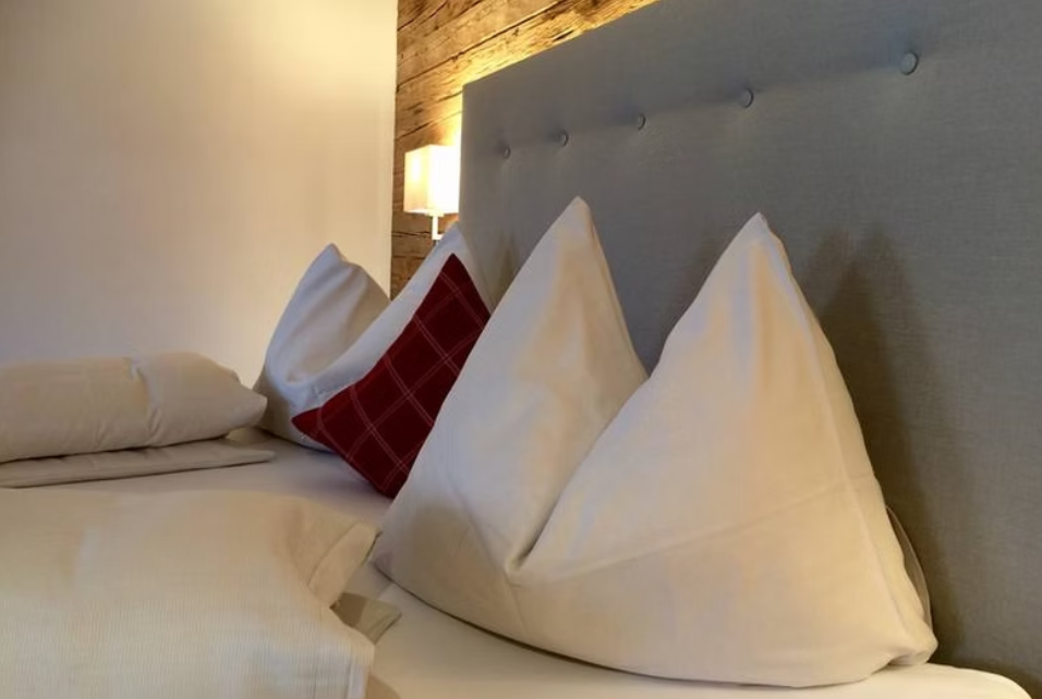 Doppelzimmer oder Dreibettzimmer Superior