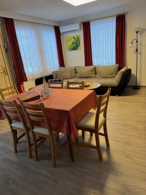 Haus 5