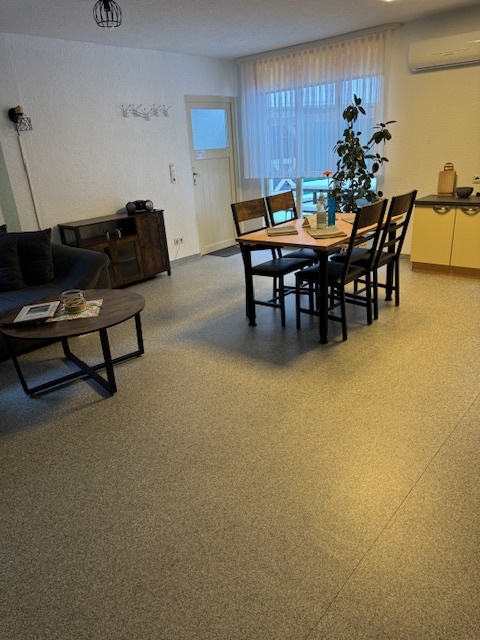 Haus 6