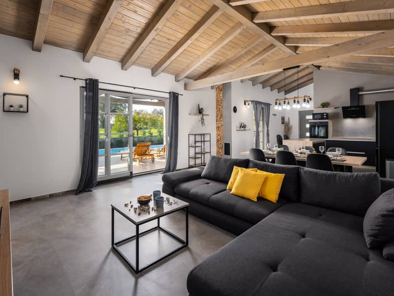 Villa Acorn