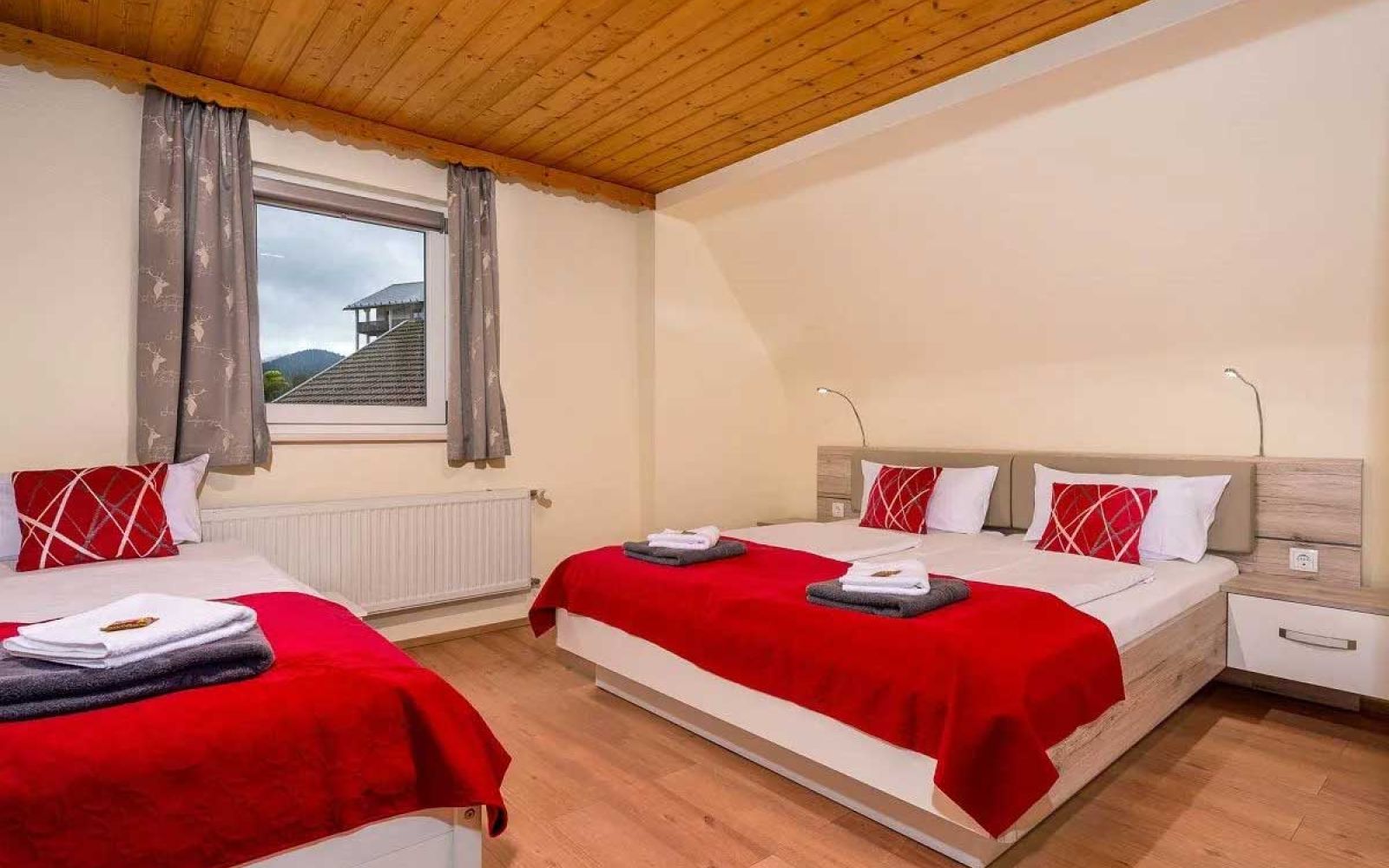 Dreibettzimmer