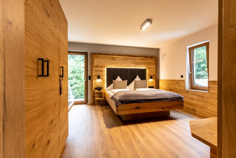 Suite 27