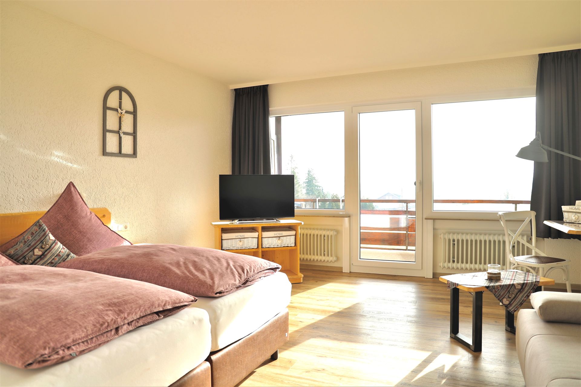 Großes Doppelzimmer mit Balkon